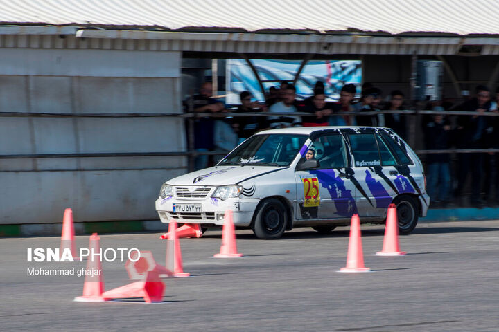 سومین دوره مسابقات اتومبیلرانی اسلالوم قهرمانی کشور