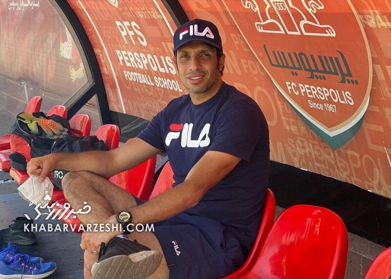 حمله تند سپهر حیدری به هاشمی نسب؛ مدرک مربیگری A اصالت نمیده/ مشکل از ذات است! حمله تند سپهر حیدری به هاشمی نسب؛ مدرک مربیگری A اصالت نمیده/ مشکل از ذات است!