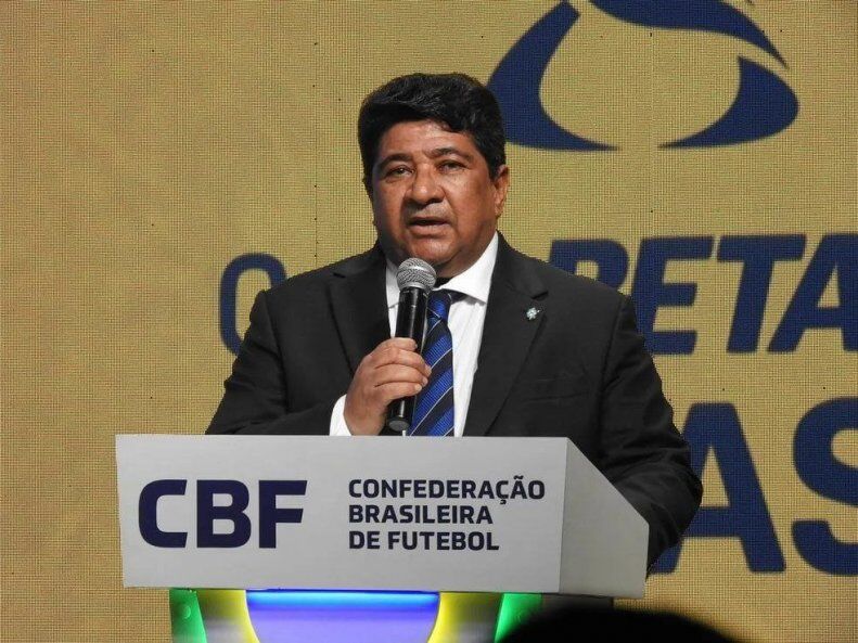 - رئیس فدراسیون فوتبال برزیل برکنار شد