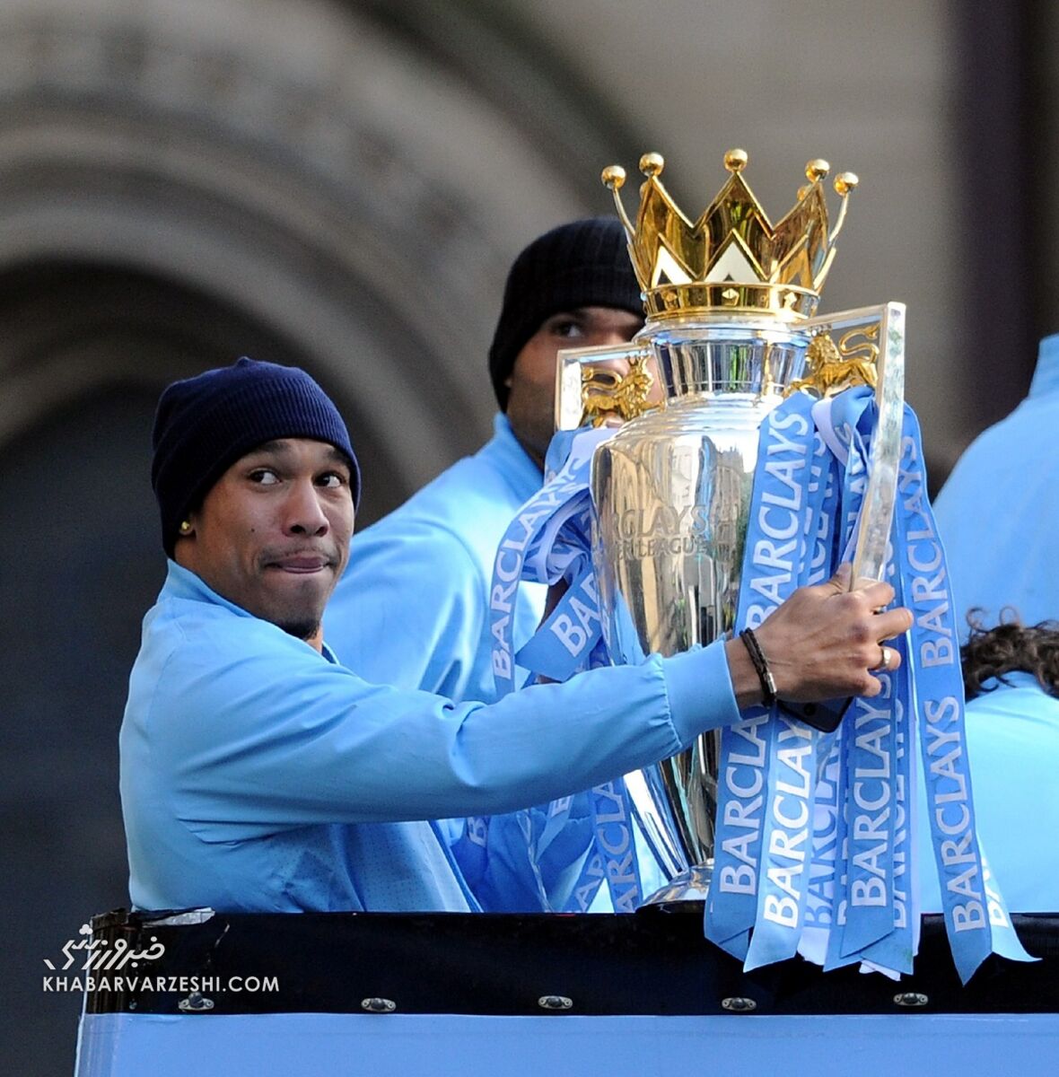 بازیکن سابق منچسترسیتی فراری و لامبورگینی میفروشد