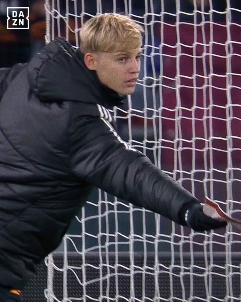 عکس| پیام ویژه مورینیو برای یک توپ جمعکن در شب مصدومیت سردار