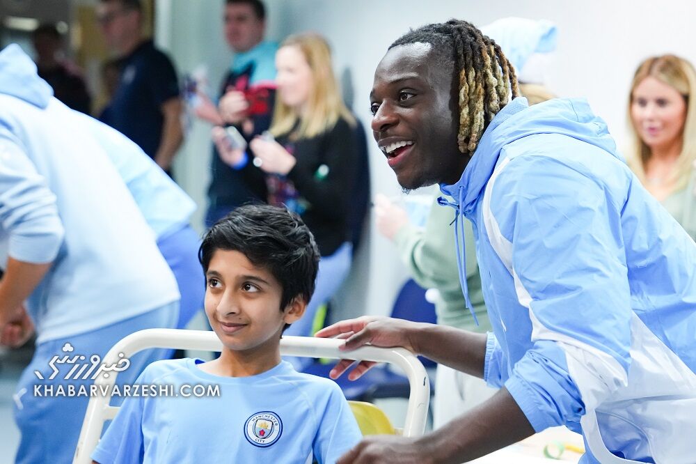تصاویر ستارههای منچسترسیتی در بیمارستان/ رویاها محقق میشوند