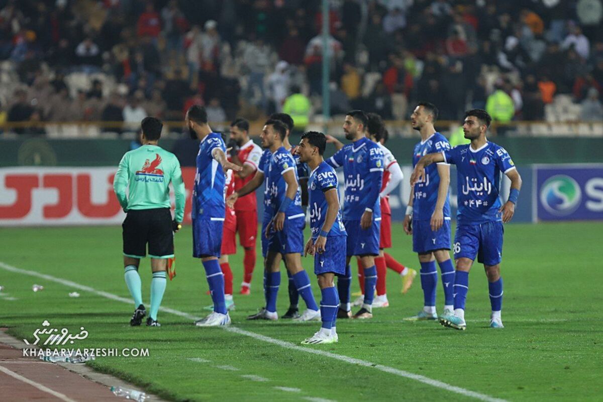 استقلال در لیگ ۱۷ تیمی/ آبیها باید VAR را هم شکست بدهند! استقلال در لیگ ۱۷ تیمی/ آبیها باید VAR را هم شکست بدهند!
