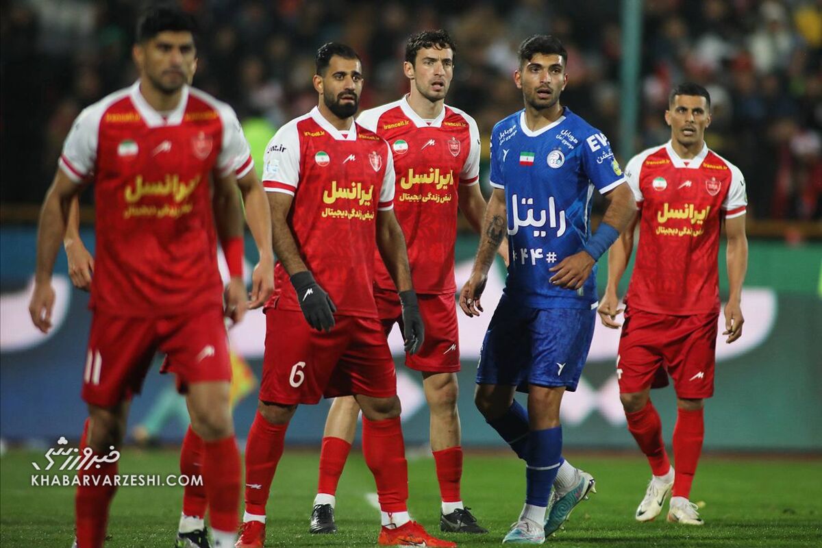 پرسپولیس با کمی تقویت در هر دو جام مدعی است/ گلمحمدی فقط یک «لوکادیا» کم دارد پرسپولیس با کمی تقویت در هر دو جام مدعی است/ گلمحمدی فقط یک «لوکادیا» کم دارد