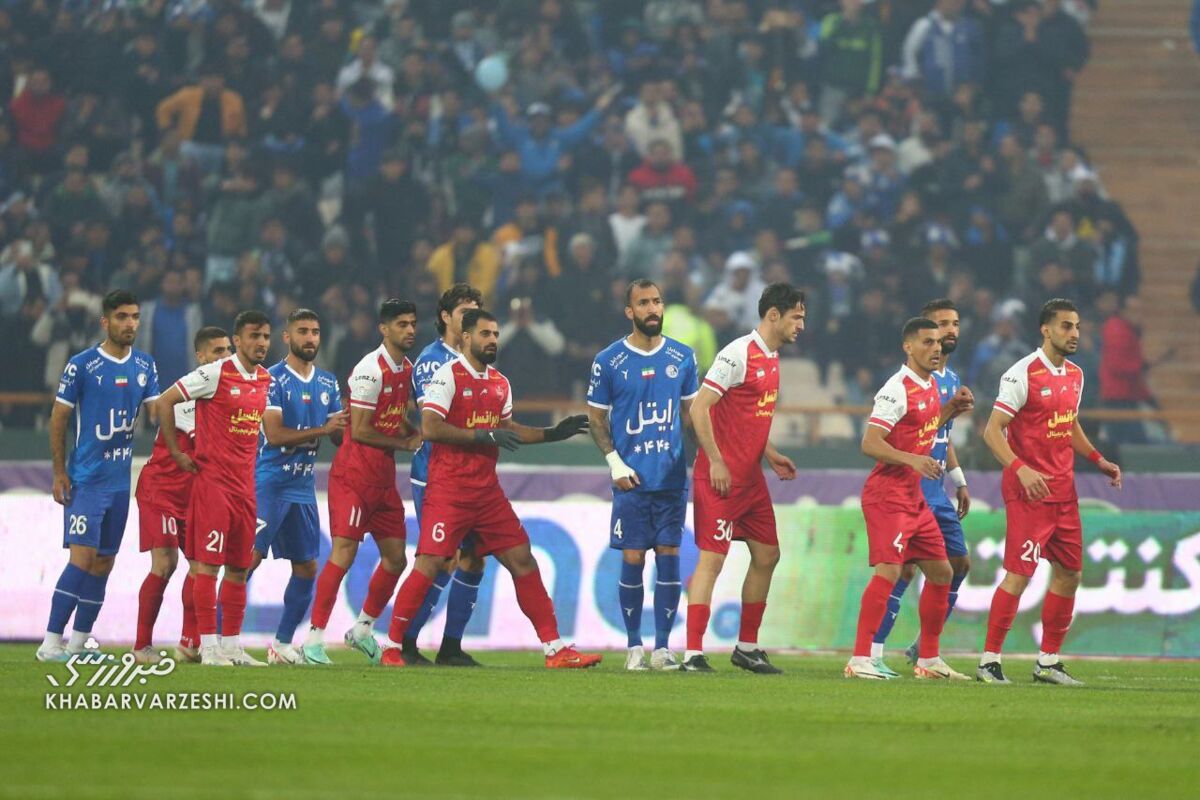 کدامیک قهرمان لیگ میشود؛ استقلال یا پرسپولیس؟/ سنگینی کفه ترازو به نفع تیم نکونام؛ ثبات پرسپولیس با حضور اوسمار... استقلال و پرسپولیس
