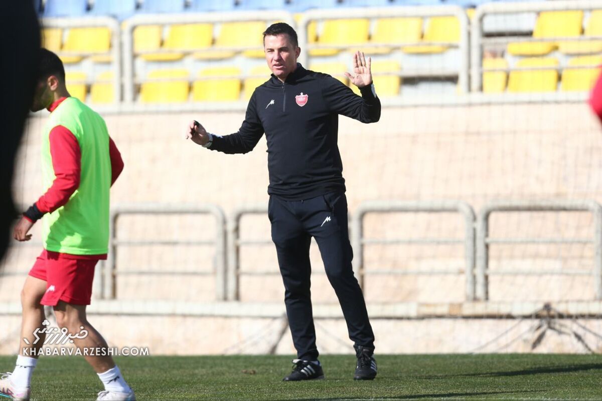 تصاویر| سید جلال و یحیی وارد میدان شدند/ پرسپولیس آماده مبارزه با دومین استقلال