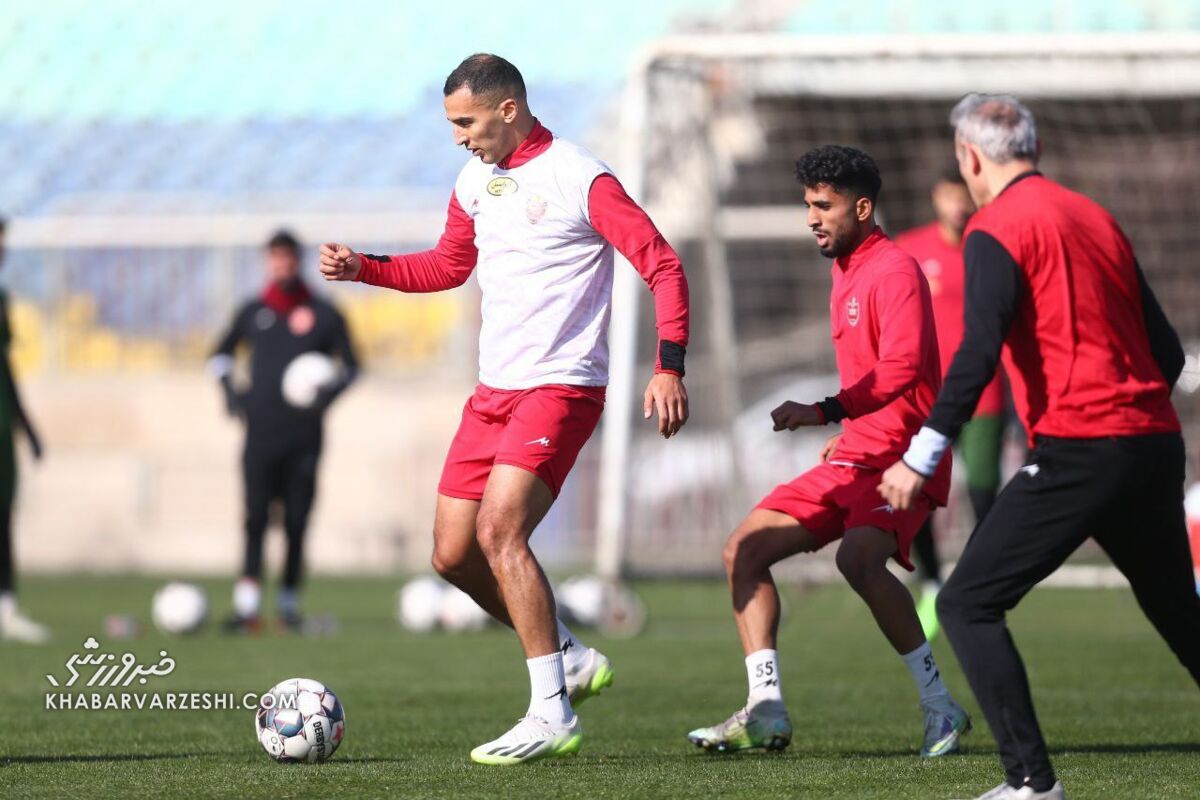 تصاویر| سید جلال و یحیی وارد میدان شدند/ پرسپولیس آماده مبارزه با دومین استقلال