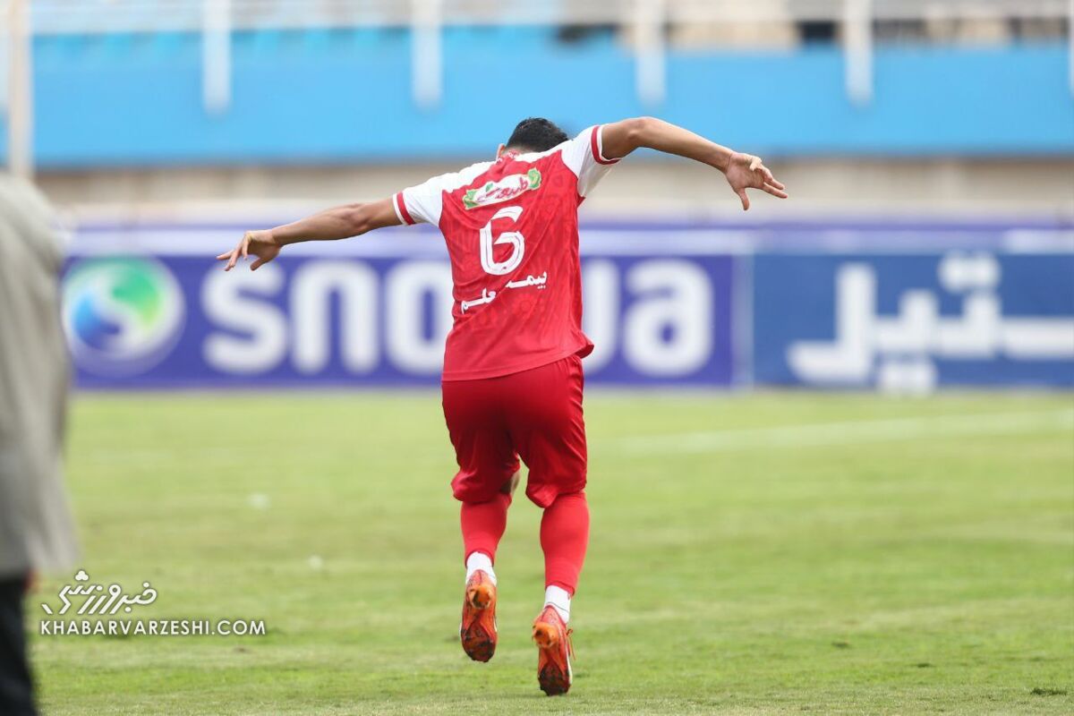 نقلوانتقالات جنجالی پرسپولیس در زمستان ۱۴۰۲/ تغییرات در لیست سرخها قطعی است؛ شمارش معکوس آغاز شد...