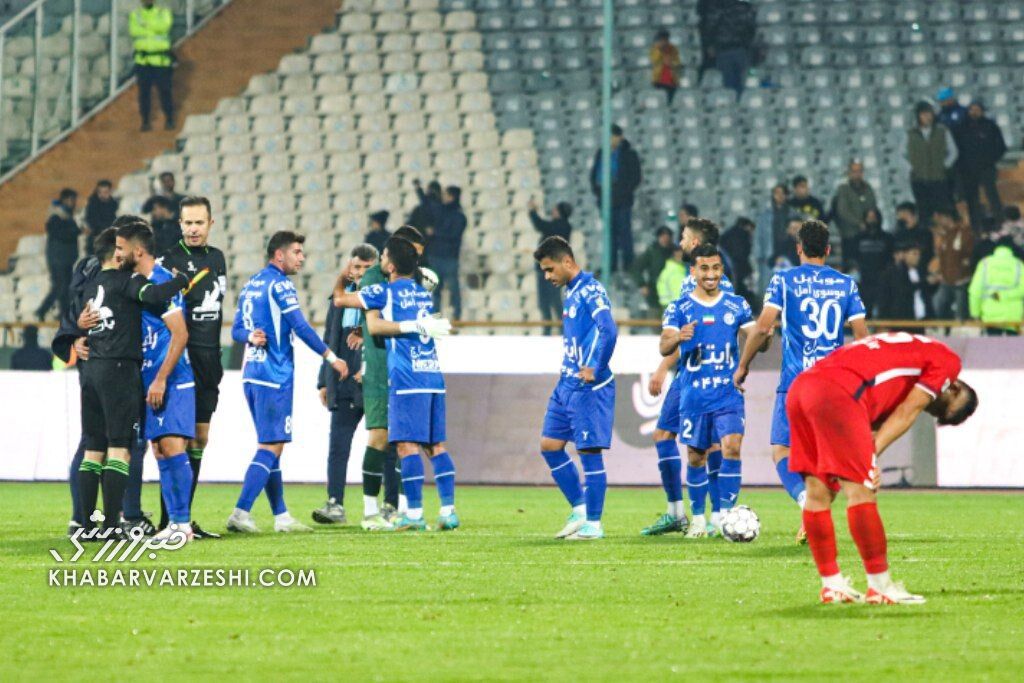 شانس قهرمانی سپاهان را بیشتر از استقلال می دانم/ در مسئله افت روحی و روانی پرسپولیس، پیشکسوتان این تیم مقصر هستند/ من یک استقلالی هستم، امیدوارم جام بگیریم