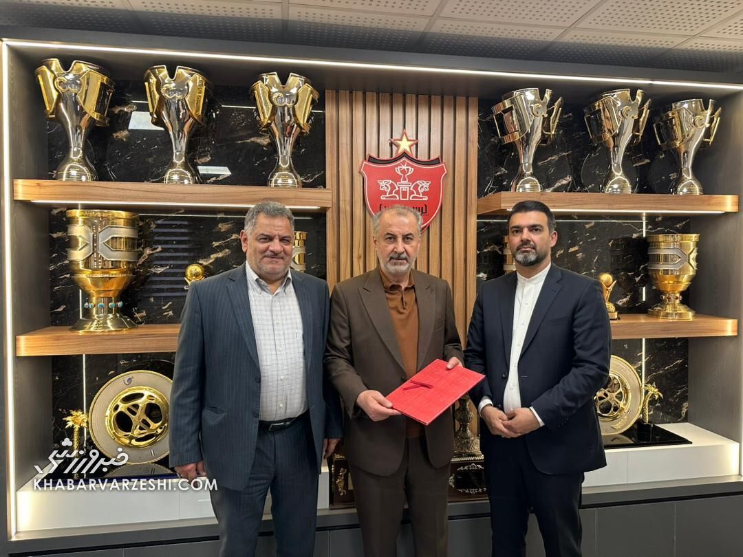 راز موفقیت پرسپولیس در دعوا با بیرانوند/ انتخاب هوشمندانه درویش کار دست گلر تیم ملی داد!