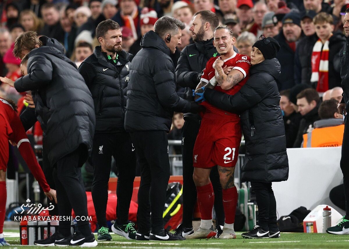 کلوپ پس از برخورد با مدافع تیمش: کاش میتوانستم ترقوهام را به او بدهم!/ تصاویر لحظه عجیب مصدومیت بازیکن لیورپول را ببینید
