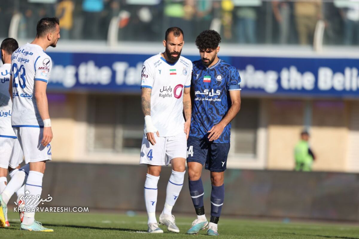 بمب استقلال مشخص شد؛ این مدافع ملیپوش با آبیها ۲ ساله بست بمب استقلال مشخص شد؛ این مدافع ملیپوش با آبیها ۲ ساله بست