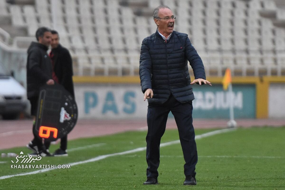 ایگناسیو مارتینز شکایت کرد؛ ضرر یک میلیون یورویی در انتظار فولاد! ایگناسیو مارتینز شکایت کرد؛ ضرر یک میلیون یورویی در انتظار فولاد!