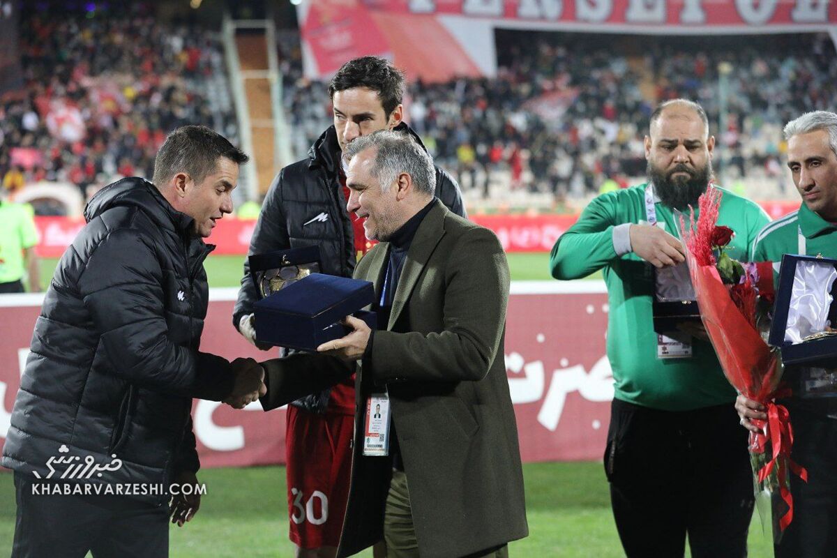 عکس| تقدیر کریسمسی از پرسپولیسیها