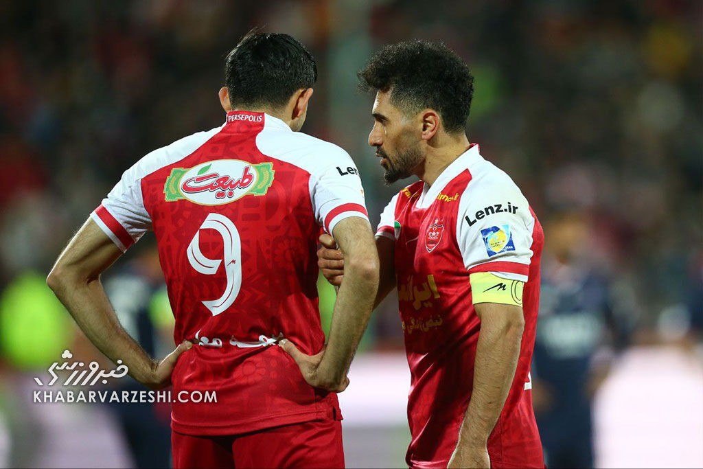 اگر میخواهید اوسمار را برکنار کنید چرا آوردید؟/ ظاهراً اوضاع مدیریتی باشگاه پرسپولیس وخیم/ کودتای بازیکنان علیه اوسمار اشتباه است