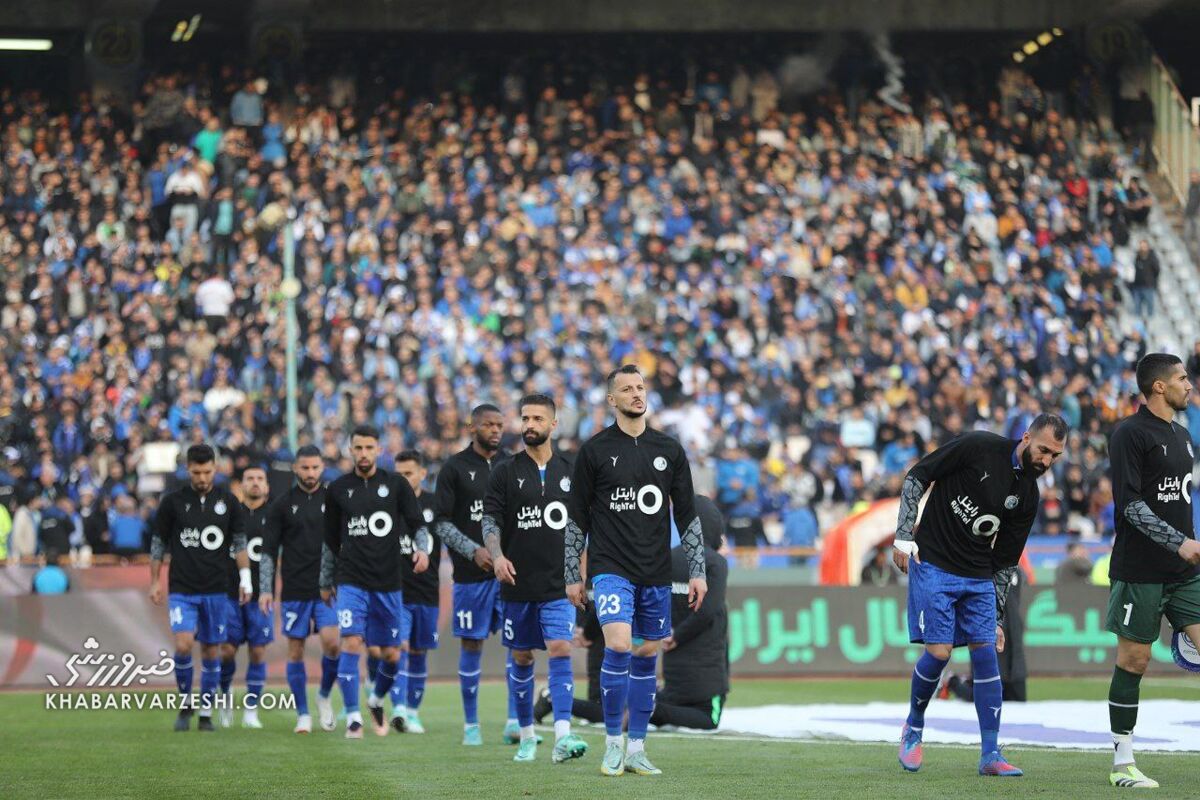 نیکبخت: نیمکت استقلال فعلا برای من زود است