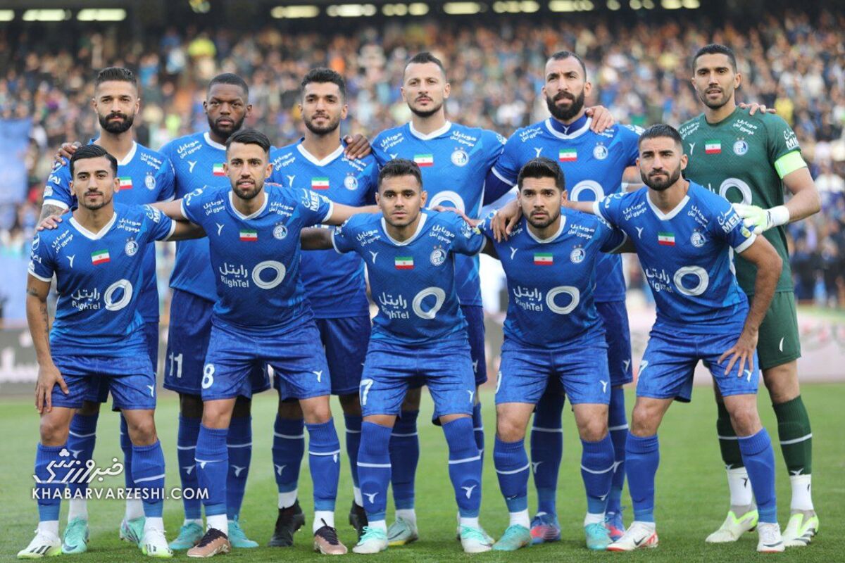 استقلال با پنچر شدن پیکانِ عنایتی، دوباره صدرنشین شد/ پایان خوش نکونام با آبیها در نیمفصل