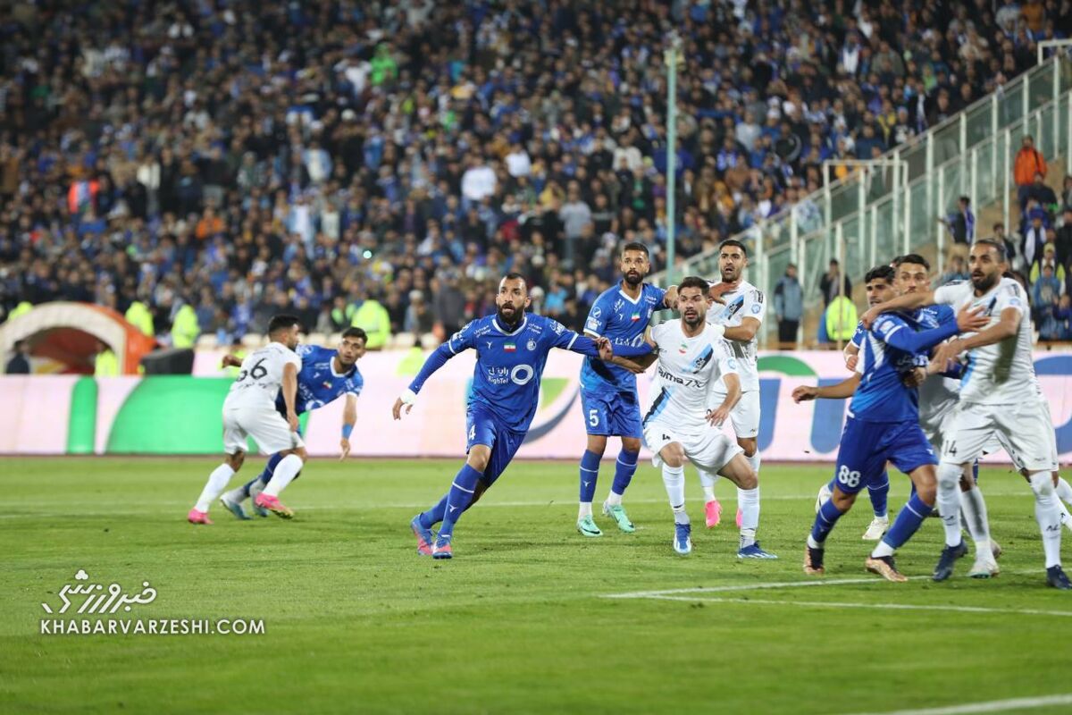 پیکان - استقلال؛ جنگ جام و جان/ سایه آبی روی دربی کوچولو! پیکان - استقلال؛ جنگ جام و جان/ سایه آبی روی دربی کوچولو!