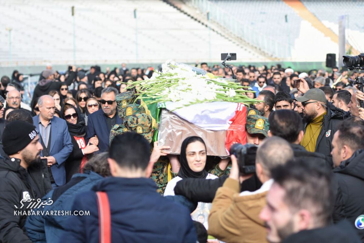 عکس| ملیکا بالاخره به ورزشگاه آزادی رسید