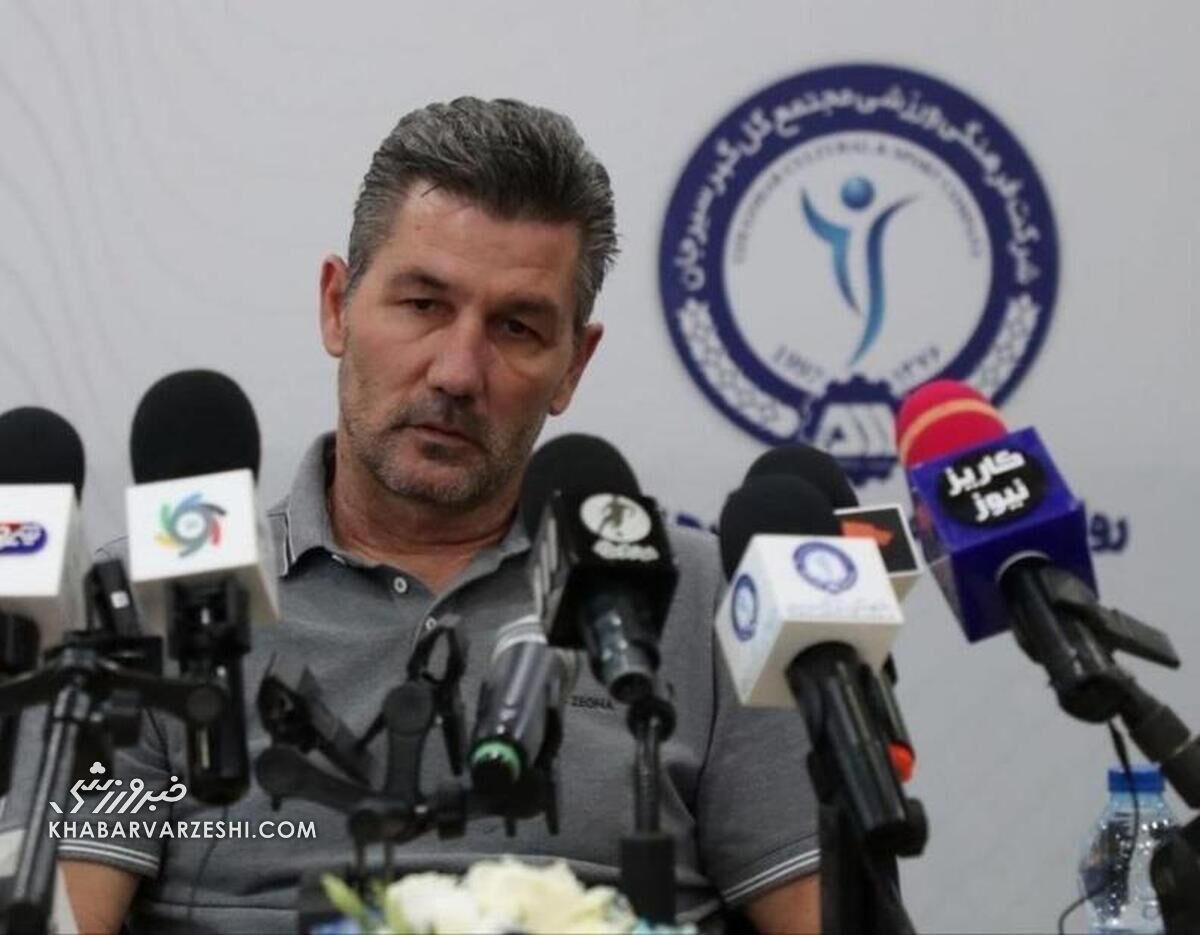 اوزونیدیس: یک اشتباه داور میتواند سرنوشت قهرمانی را عوض کند/ استقلال و پرسپولیس شایستگی قهرمانی را دارند اوزونیدیس: یک اشتباه داور میتواند سرنوشت قهرمانی را عوض کند/ استقلال و پرسپولیس شایستگی قهرمانی را دارند