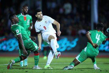 پیشکسوت استقلال: بیرانوند که نشست نگران شدم/ طارمی ثابت کرد چرا هنوز در اروپا مشتری دارد/ این تیم ملی «ایرانی» فوتبال بازی می‌کند