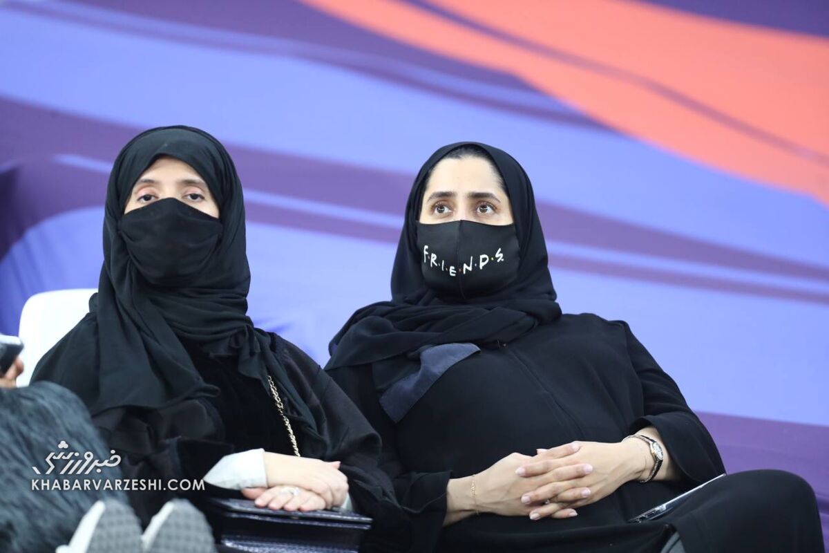 تصاویر| دختران فلسطینی تماشاگر بازی ایران/ هواداران زنی که در تلویزیون سانسور شدند!