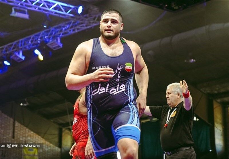 کولاک کشتی‌گیر ایران با شکست قهرمان جهان و المپیک