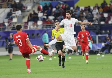داور دیدار تیم‌های ملی ایران و امارات مشخص شد