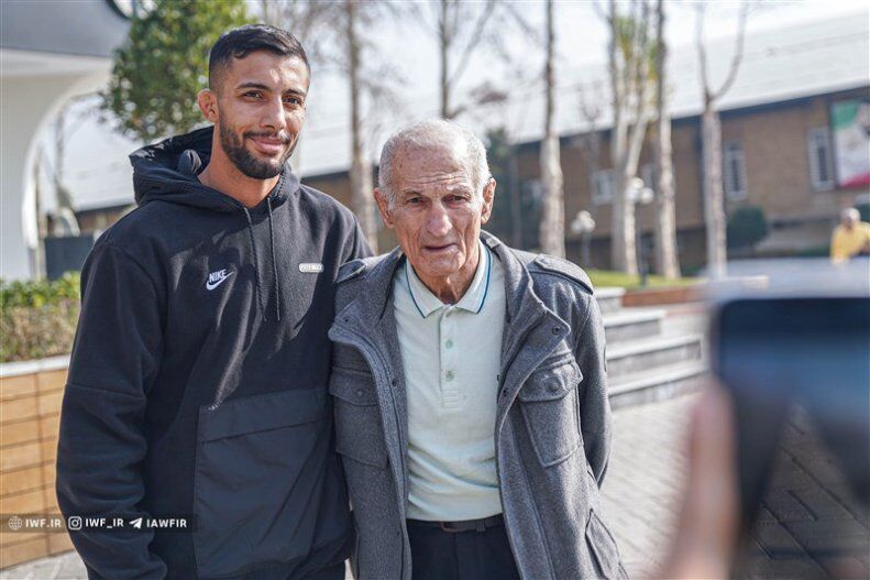 عکس| تونل افتخار ملیپوشان برای عبدالله موحد/ غیبت حسن یزدانی کنار اسطوره خبرساز شد