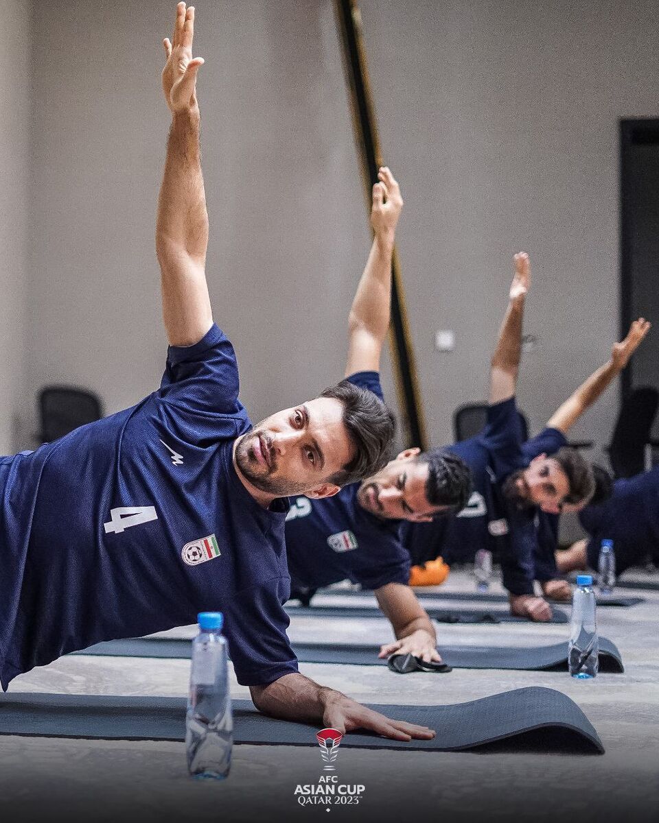 تصویری که خیال گلمحمدی را راحت کرد/ سد آهنی ایران مقابل امارات