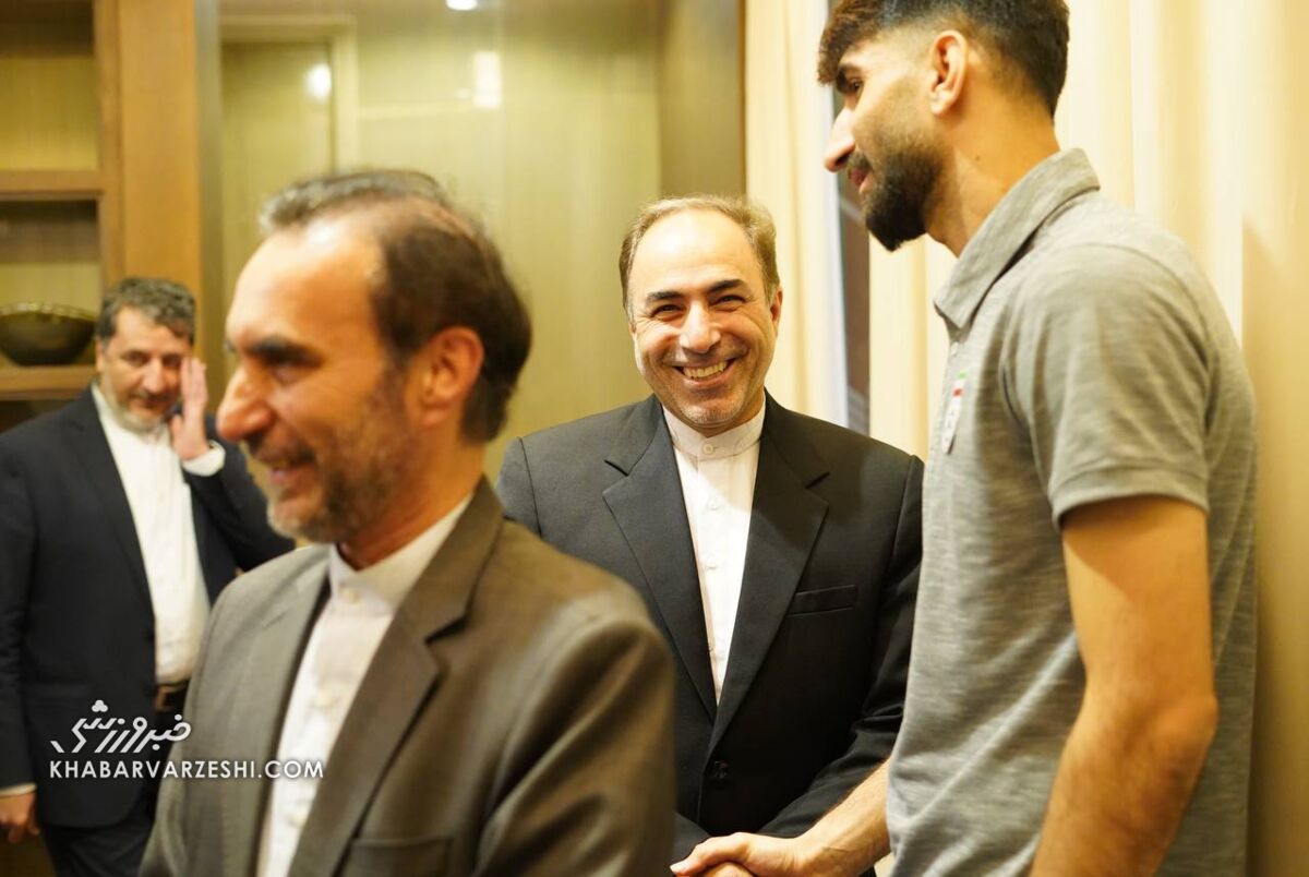 تصاویر| مهمان جدید تیم ملی فوتبال ایران در دوحه/ آرزوی موفقیت برای یوزها در جام ملتها