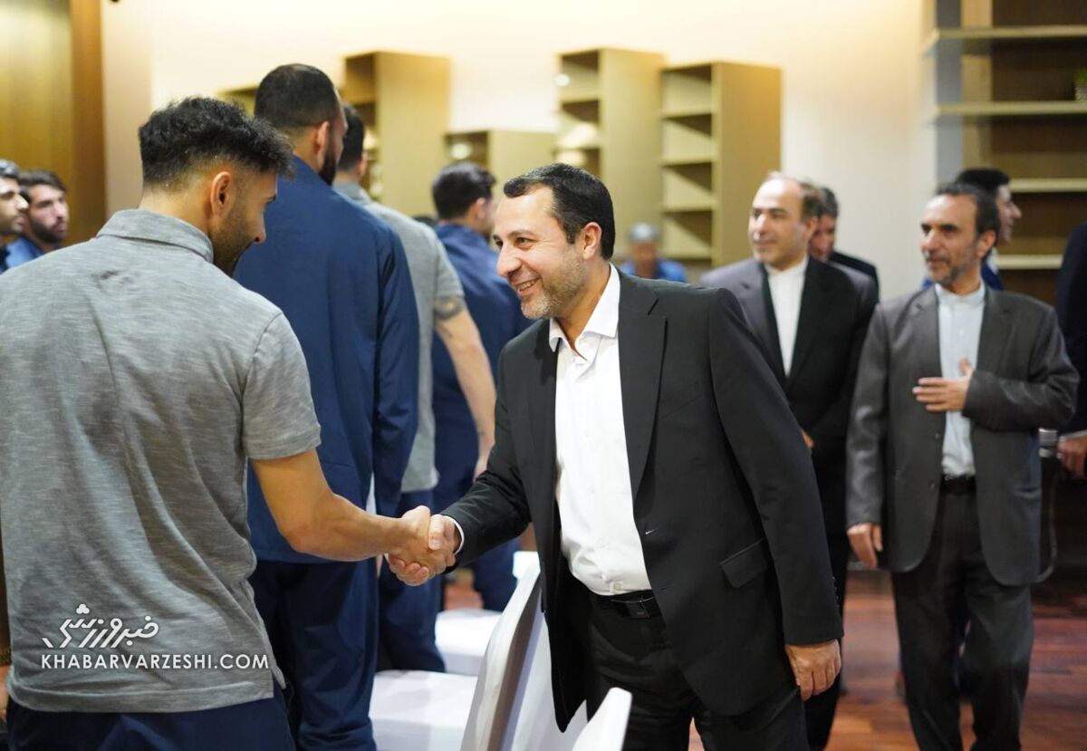 تصاویر| مهمان جدید تیم ملی فوتبال ایران در دوحه/ آرزوی موفقیت برای یوزها در جام ملتها