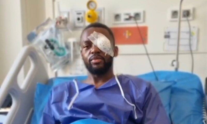 عکس| حضور پدر یامگا در بیمارستان بر بالین ستاره استقلال عکس| حضور پدر یامگا در بیمارستان بر بالین ستاره استقلال