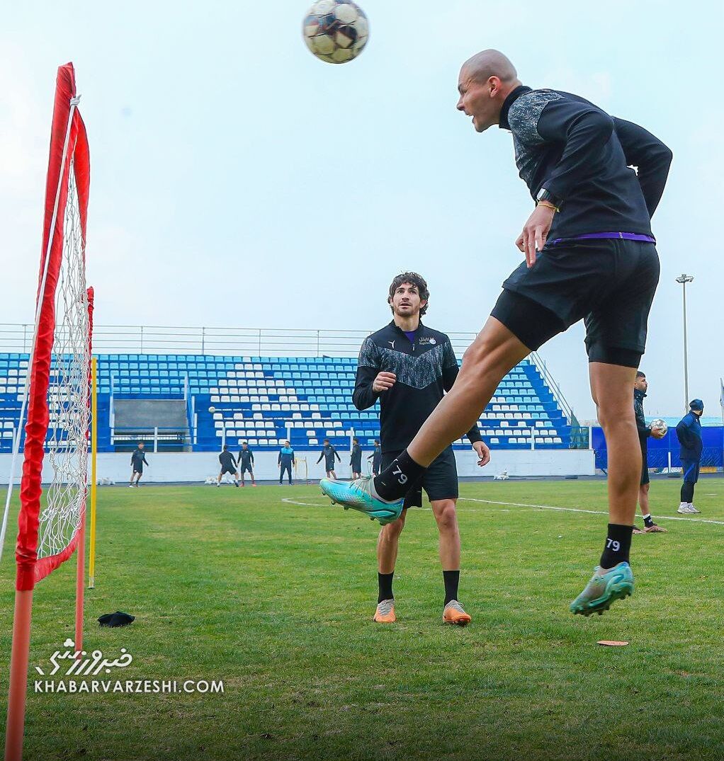 عکس| جای خالی یامگا در تمرین استقلال