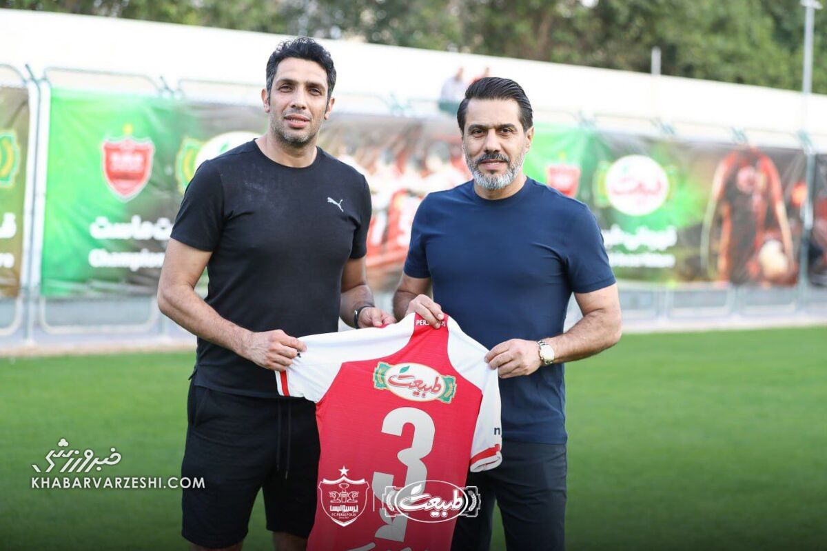 هاشمیان قطعا از خیلی از خارجی ها بهتر است/ انگیزه و حرفه ای گری وحید برگ برنده پرسپولیس خواهد بود/ با حضور باقری و پیروانی کسی نگران حواشی نیست! هاشمیان قطعا از خیلی از خارجی ها بهتر است/ انگیزه و حرفه ای گری وحید برگ برنده پرسپولیس خواهد بود/ با حضور باقری و پیروانی کسی نگران حواشی نیست!