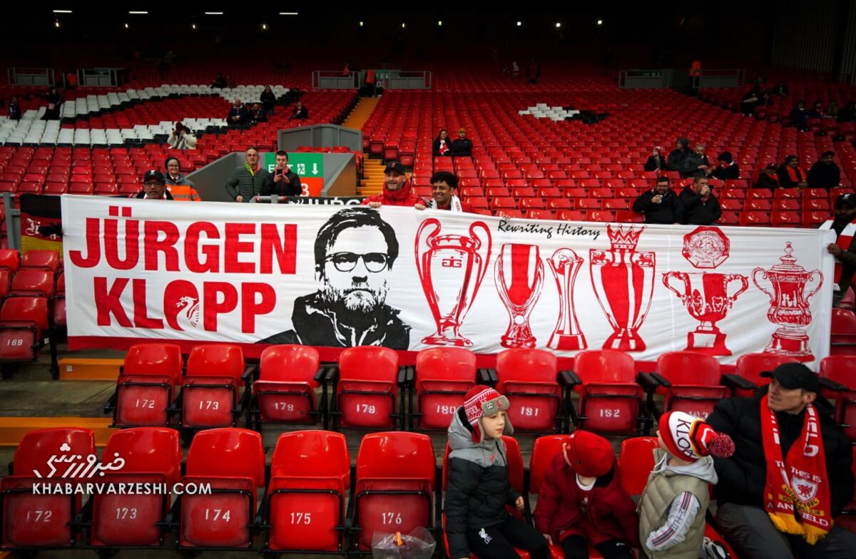 تصاویر| سنگ تمام لیورپولیها برای آقای معمولی/ نقاشی و بنرهایی با چهره کلوپ