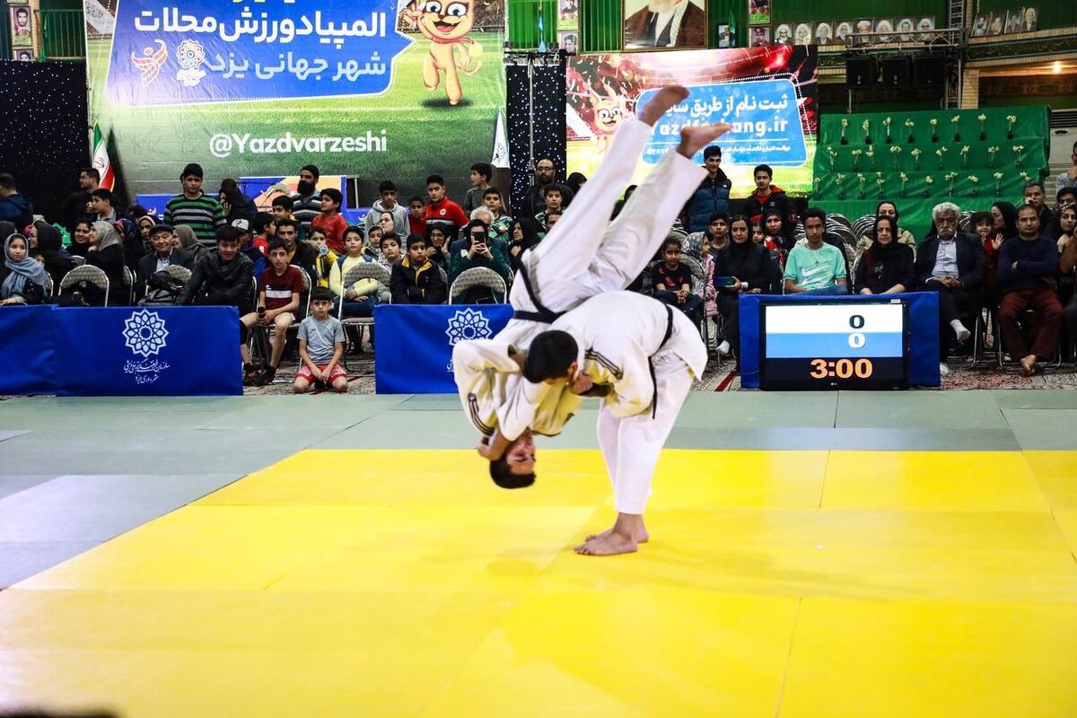 راهکار جالب یزدیها؛ هر حسینیه یک ورزشگاه!