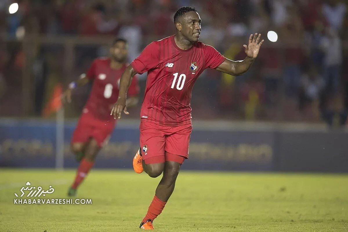 لوییس تخادا