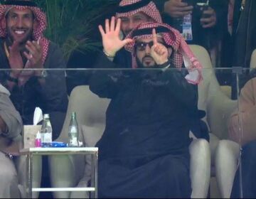 ویدیو| کری خواندن وزیر ورزش عربستان برای مسی با نشان دادن عدد ۶