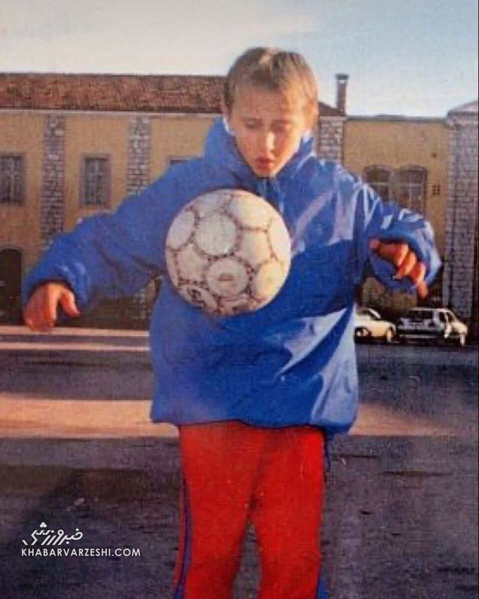 تصاویر| از رونالدو و مسی تا مودریچ و هالند؛ سالها پیش، خیلی سال پیش!