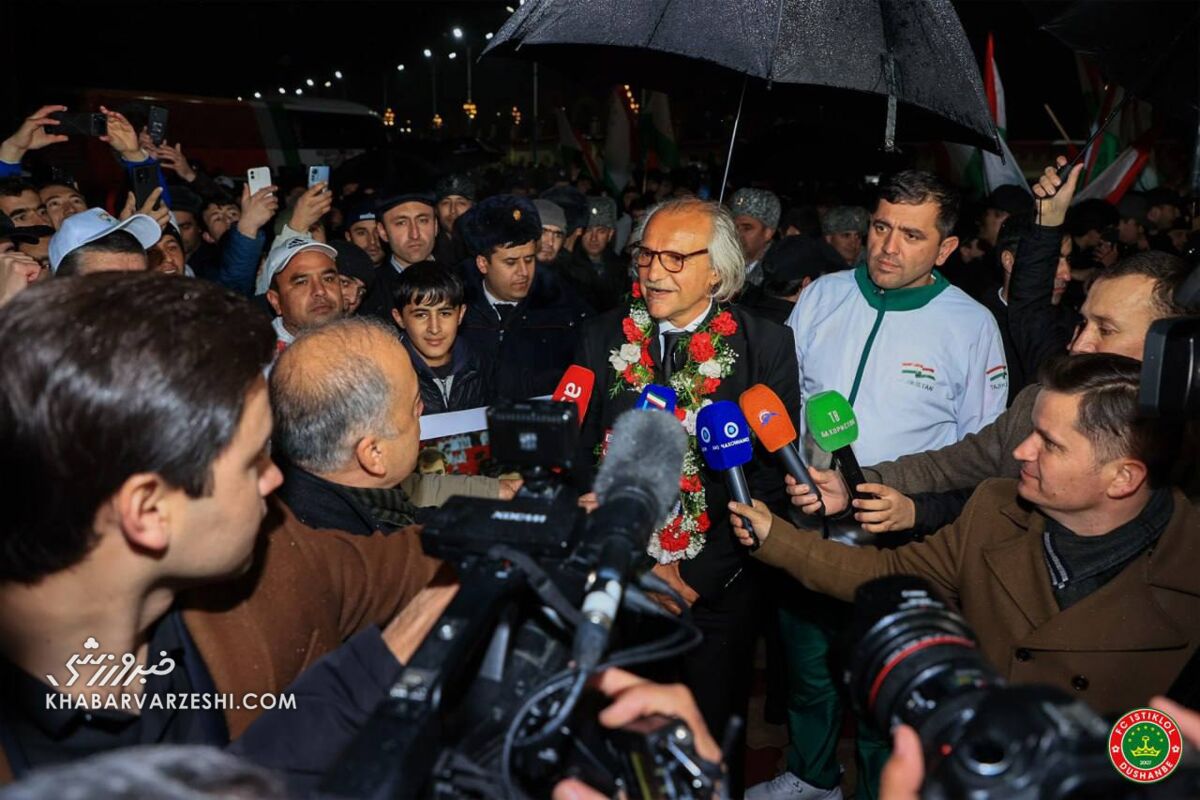 تصاویر| استقبال باشکوه از تیم ملی تاجیکستان در حد قهرمان