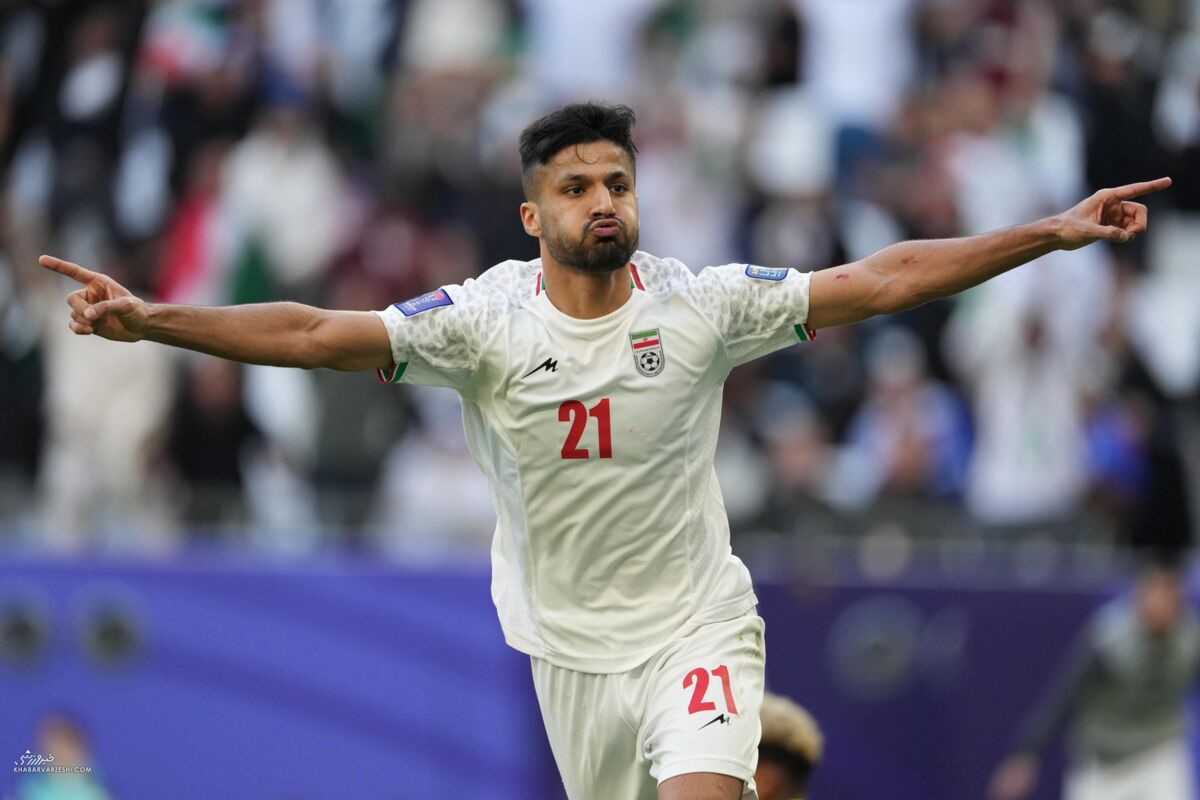 تیم ملی با دو ملیپوش نیابتی استقلال در میدان! تیم ملی با دو ملیپوش نیابتی استقلال در میدان!