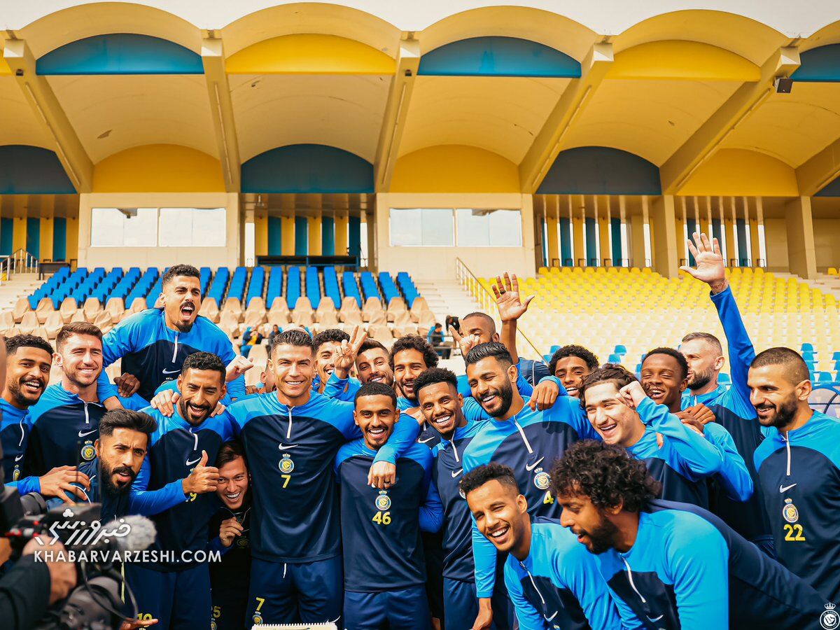 جدال شبانه حریفان استقلال و پرسپولیس جدال شبانه حریفان استقلال و پرسپولیس