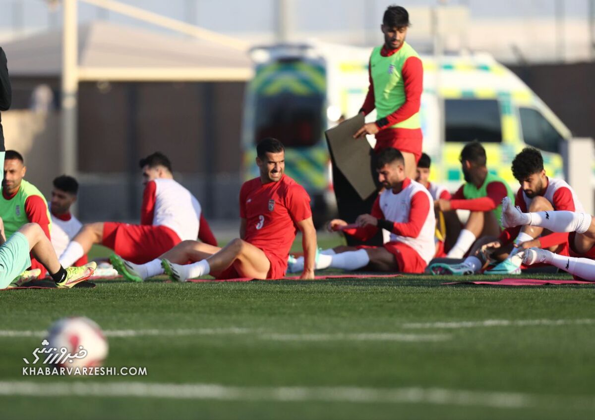 تصاویر| مخالفت ستاره سپاهان با شجاع در تمرین تیم ملی/ رقابت ستارههای قلعهنویی با مهمان ویژه