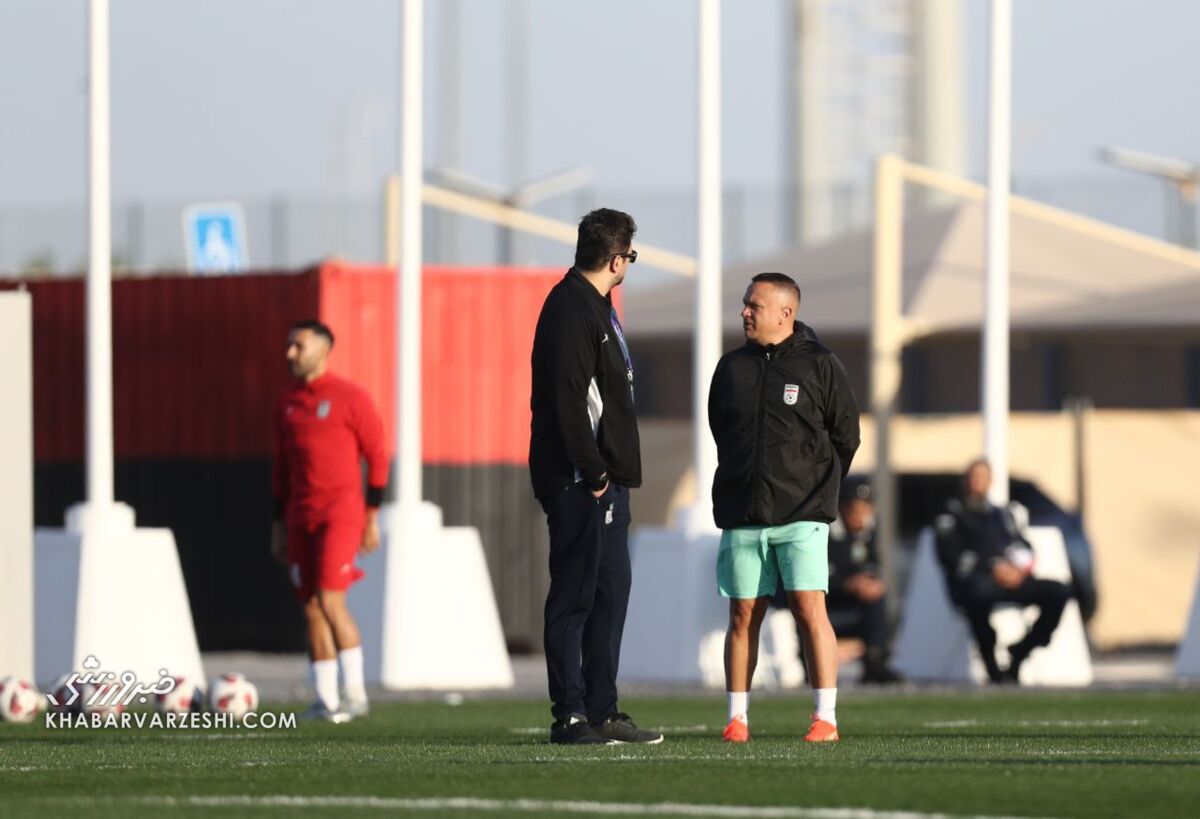 تصاویر| مخالفت ستاره سپاهان با شجاع در تمرین تیم ملی/ رقابت ستارههای قلعهنویی با مهمان ویژه