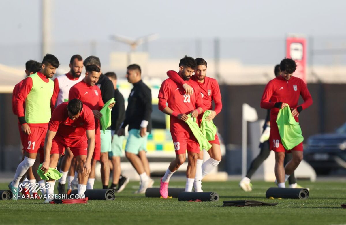تصاویر| مخالفت ستاره سپاهان با شجاع در تمرین تیم ملی/ رقابت ستارههای قلعهنویی با مهمان ویژه