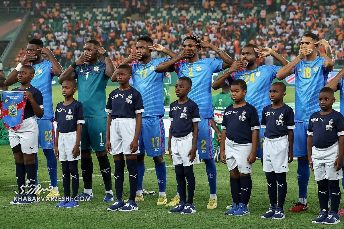 عکس| حرکت اعتراضی تیم ملی کنگو در نیمه‌نهایی جام ملت‌های آفریقا