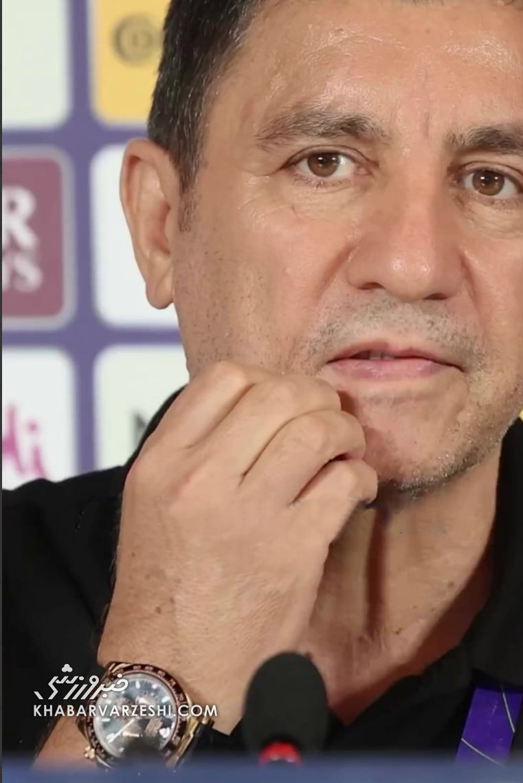 ساعت قلعه نویی