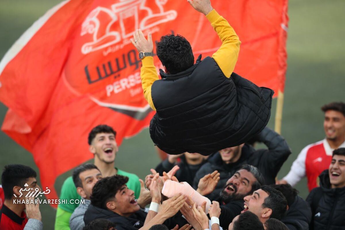 قهرمانی نوجوانان پرسپولیس در لیگ برتر تهران