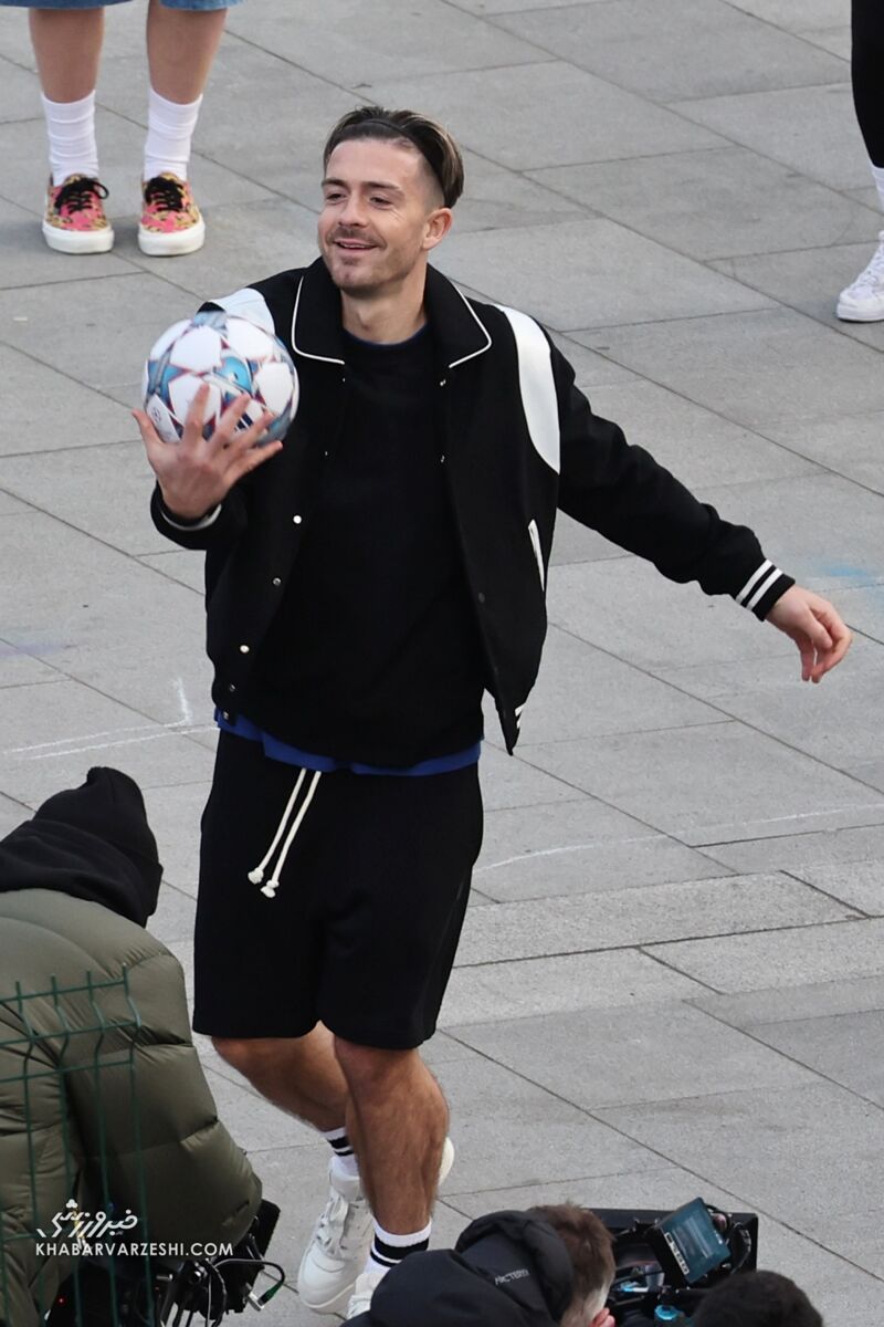 تصاویر| ستاره سیتیزنها در تبلیغ جدید پپسی؛ او راه مسی و بکام را رفت/ شکار شدن کف خیابان پس از قرارداد بزرگ با کمپانی آمریکایی